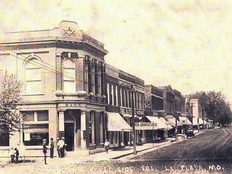 ”La Plata es un pueblo”: Una historia increíble, dos homenajes y el extraño caso de la ciudad paralela