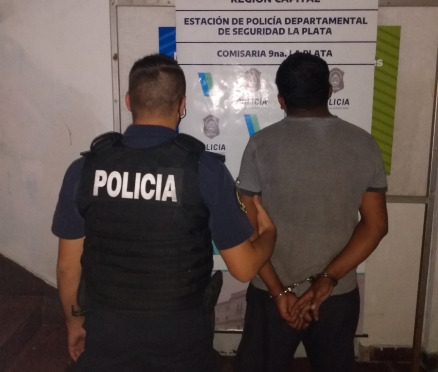 Se estaba robando una moto y lo detuvieron en La Plata