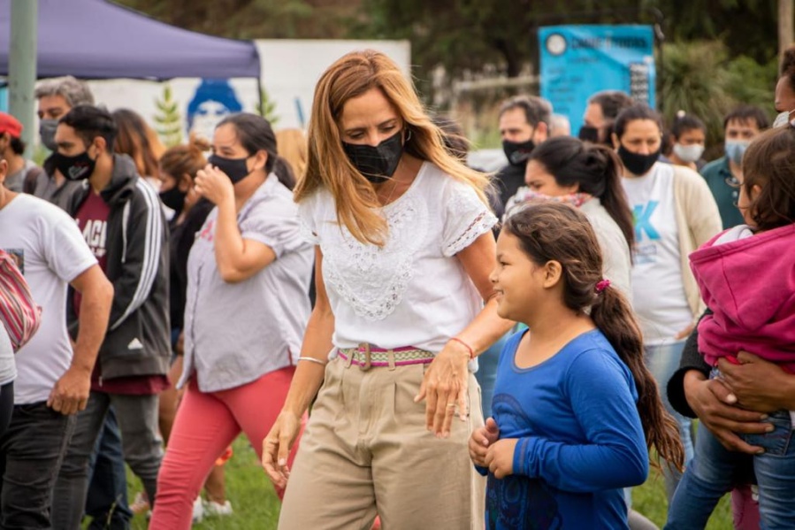 Tolosa Paz en Villa Elvira: ”Nosotros celebramos el acompañamiento de una militancia socialmente comprometida”