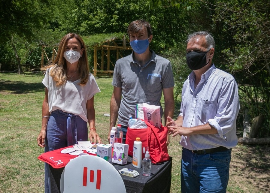 Victoria Tolosa Paz y Lucas Ghi suscriben a un convenio para activar un plan destinado a embarazadas y primera infancia