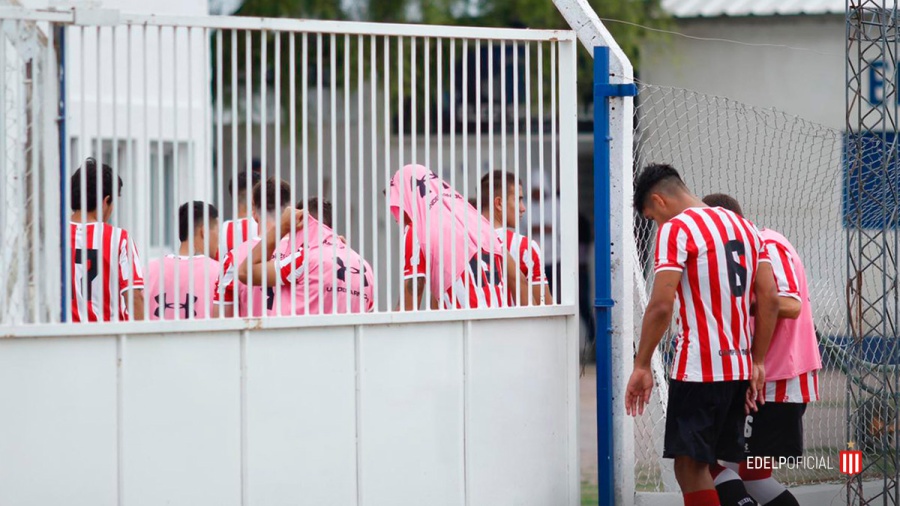 En Santiago del Estero se suspendió el partido de reserva por una causa insólita