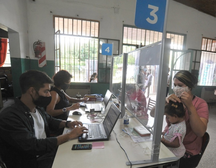 En el Barrio Hipódromo de La Plata volverán a dar de alta las Asignaciones Universales por Hijo caídas entre el 2017 y 2019