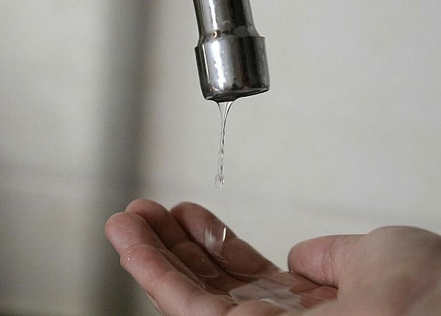 En la zona de 74 y 117 tienen baja presión de agua desde hace un mes