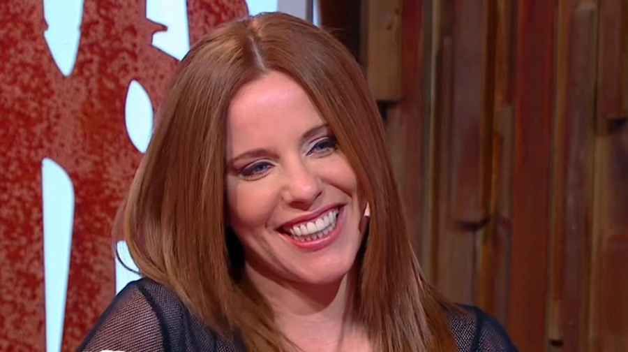 El tiernísimo video de Agustina Kämpfer ”atrapando carpinchos”