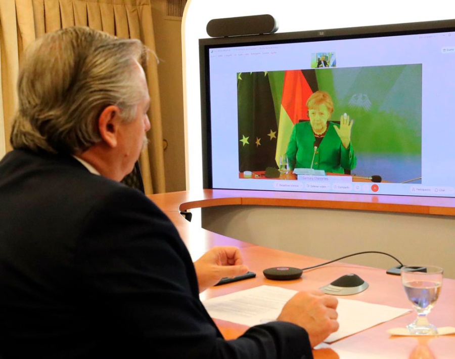 Merkel también le manifestó su apoyo a la Argentina en la negociación con el FMI: el encuentro duró 40 minutos