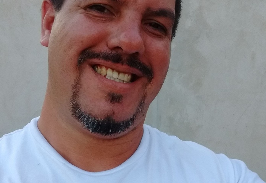 Sin luz, sin gas, sin comida: un platense quedó en la lona con una hija de 2 años y evalúa juntar alimentos de la basura