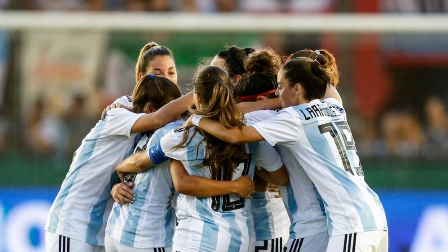 Grave denuncia dentro de la Selección: jugadoras demandan a un técnico por acoso