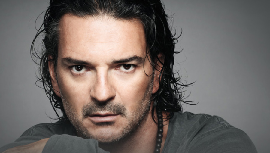 Creer o Reventar: Arjona paseó desapercibido en plena calle de Nueva York