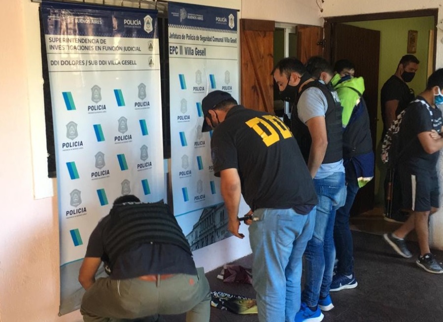 Asesinaron a puñaladas a un hombre por vender droga de ”mala calidad” en Villa Gesell