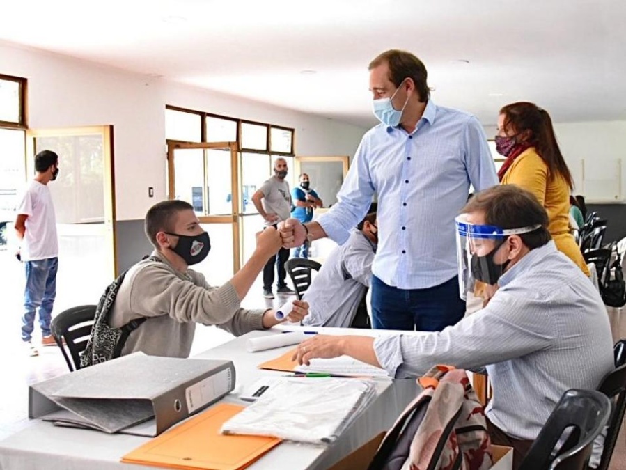 Garro, presente con cooperativistas que se suman al plantel municipal: ”Esto permite tener condiciones más dignas de trabajo”