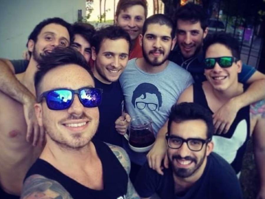 El emotivo mensaje de Fede Bal a sus amigos en el exterior: ”Extrañándolos como nunca”