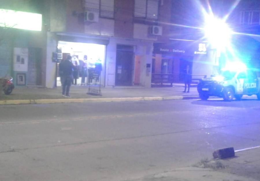 Una comerciante de Berisso quedó encerrada 15 minutos en el baño y con ataque de nervios tras un sorpresivo robo