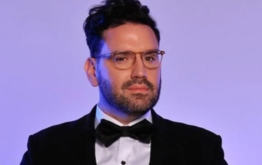 Damián Betular vistió un excéntrico look para navidad: ”Ni Johny Tolengo se animó a tanto”