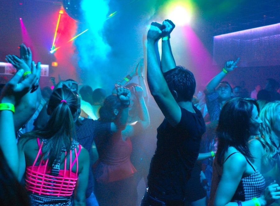 Los boliches porteños fueron a la Justicia y quieren abrir toda la noche sin límites horarios