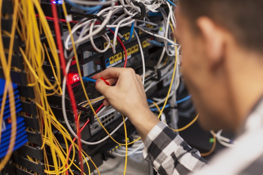 Apartarán al operario acusado de manosear a una nena de 11 años en La Plata: el sindicato, ”a disposición de la justicia”