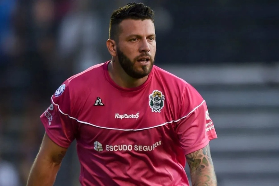 Se complicó la salida de Broun a Central y por ahora se queda en Gimnasia