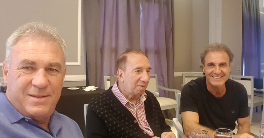 Jorge Bilardo:“ Cuando estuvo el homenaje de Maradona, a Carlos los enfermeros le cambiaron el canal”