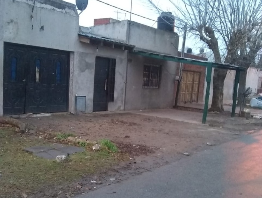 20 años de ruidos y miedo en Los Hornos: ”Mi papá murió por COVID-19 y ni eso respetaron; es más, creo que lo festejaron”