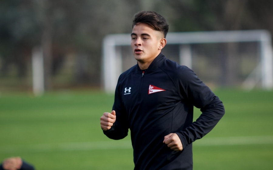 Preocupante lesión de un futbolista de Estudiantes