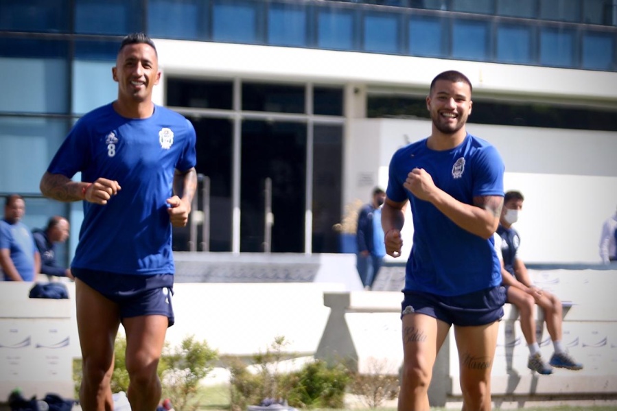 Dos futbolistas de Gimnasia, a través de una emotiva despedida, confirmaron que no continuarán en el club