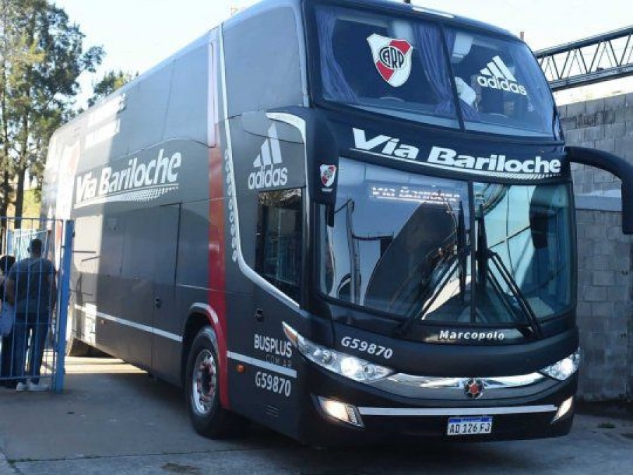 Murió el chofer del micro que trasladaba al plantel de River