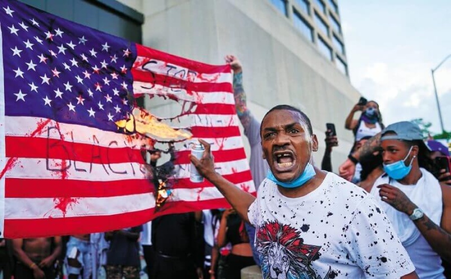 En Estados Unidos se duplicaron los mensajes de odio en un año