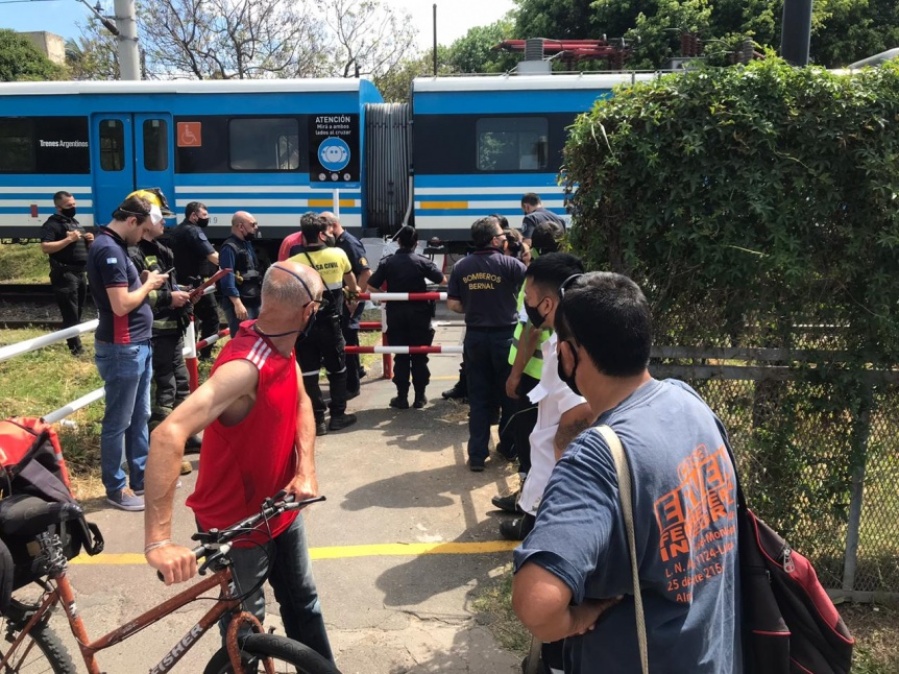 Una mujer fue arrollada por el Tren Roca en Bernal: tenía 45 años
