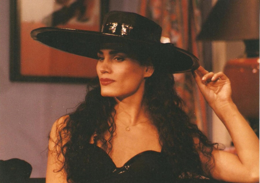 Se viene la serie en Netflix sobre Cris Miró