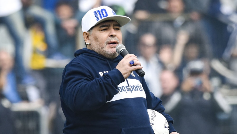 Así fueron las primeras horas de Maradona en La Plata