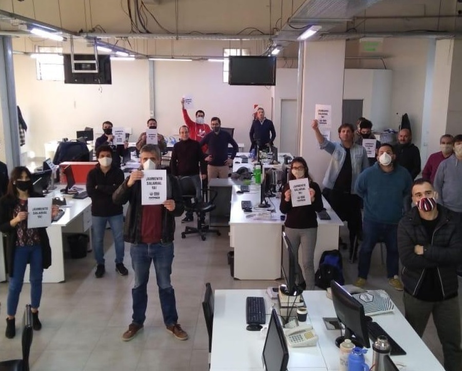 Peligra la salida del diario El Día por un histórico paro