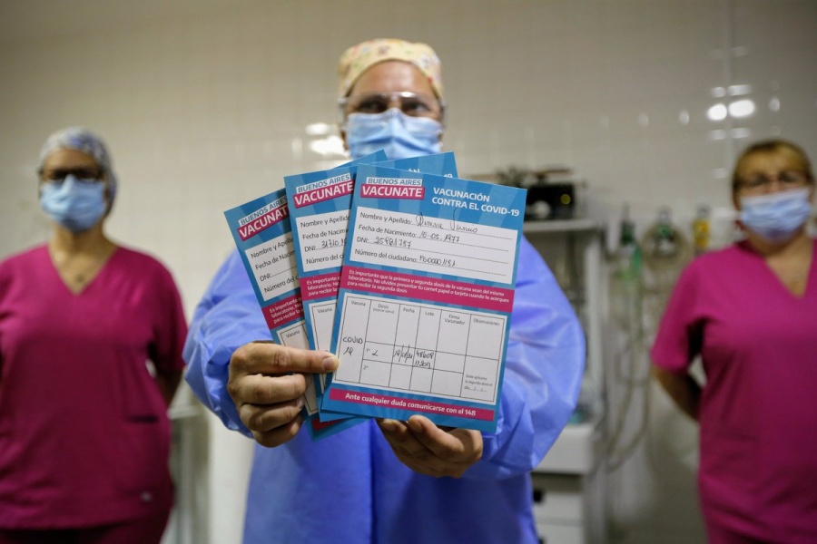 Desde el Reino Unido elogiaron la campaña de vacunación de Argentina