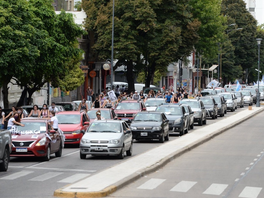 ”Caravana de la Memoria”: importante homenaje se realizó en La Plata