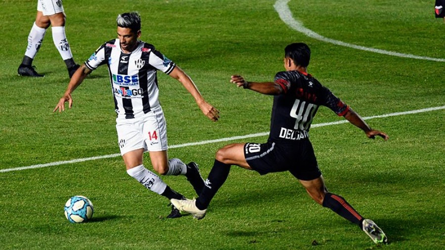 Colón de Santa Fe venció a Central Córdoba en Santiago del Estero