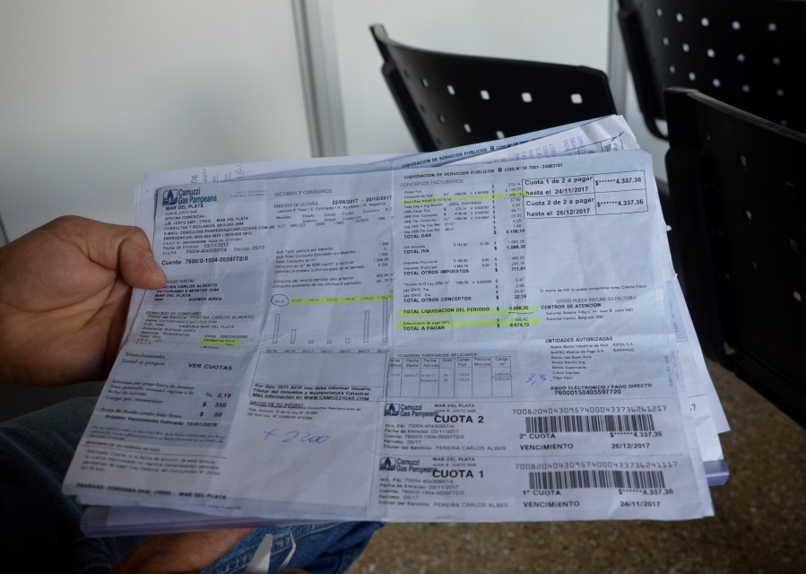 Las personas en situación de pobreza podrían no tener subas de luz y gas durante el 2021