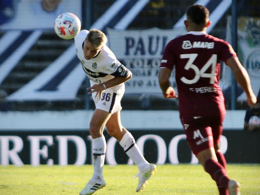 El fútbol argentino vuelve a Fase 1: la AFA dispuso restricciones por la gran cantidad de casos de COVID-19