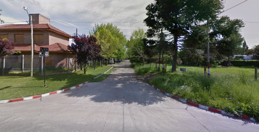 Vecinos de Gonnet denuncian que la calle 505, cuando llueve, es ”imposible de transitar”