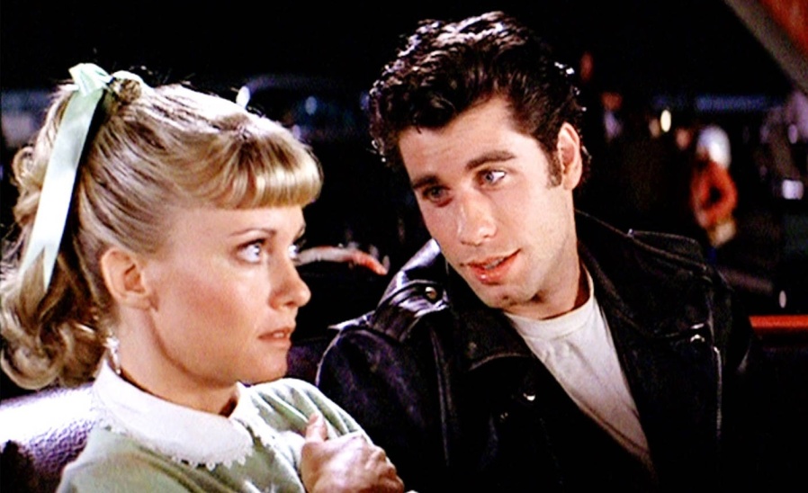 Cientos de usuarios piden que deje de darse Grease en la TV: ”Es una película machista, sexista y homofóbica”