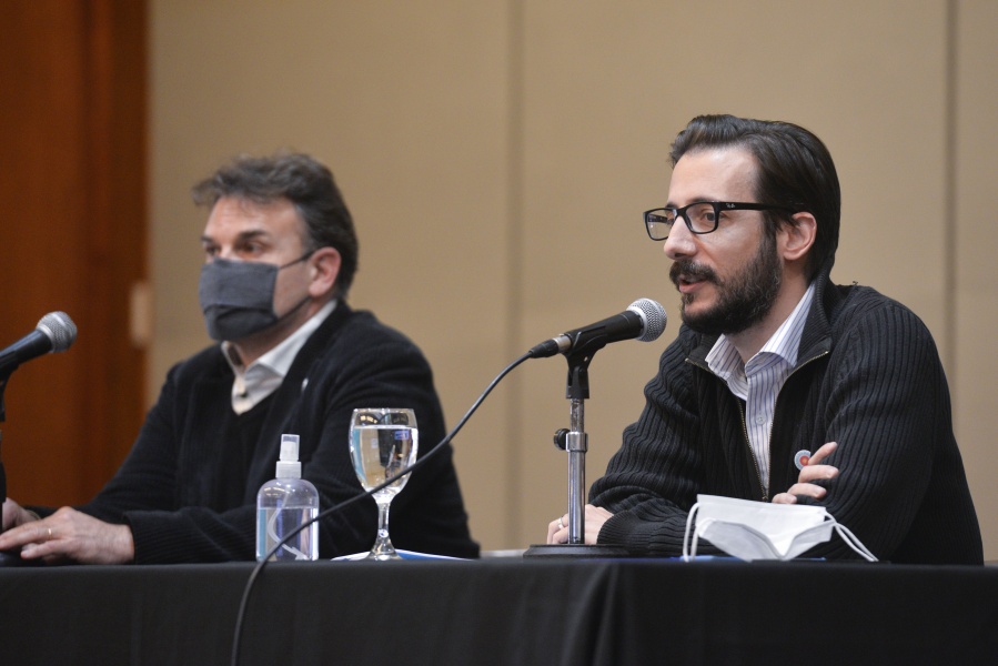 La Provincia firmó contratos para obras de arquitectura por más de $790 millones que beneficiarán a siete municipios