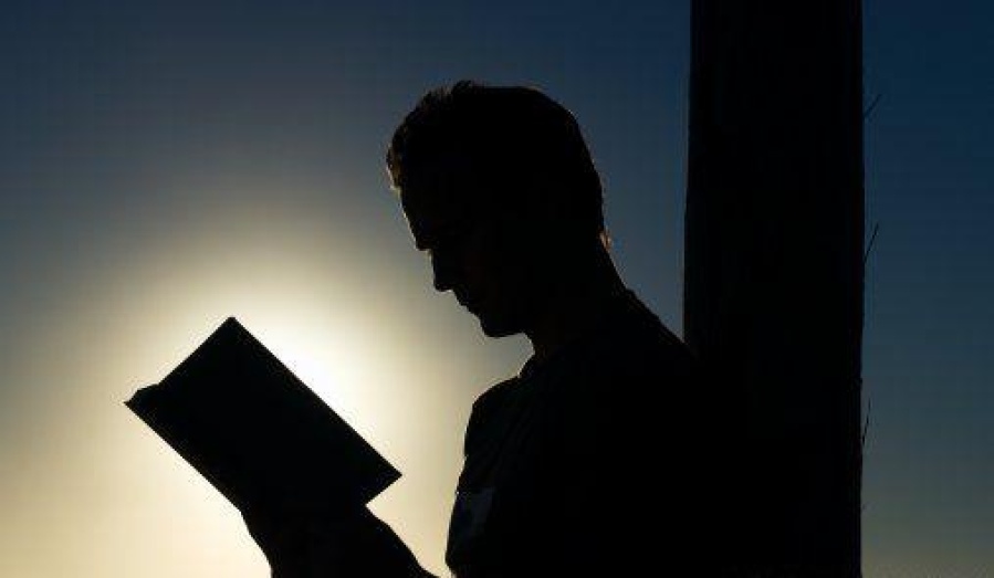 Una chica engañó a su pareja y su amante le dejó un mensaje al sentirse culpable: la nota que se volvió viral