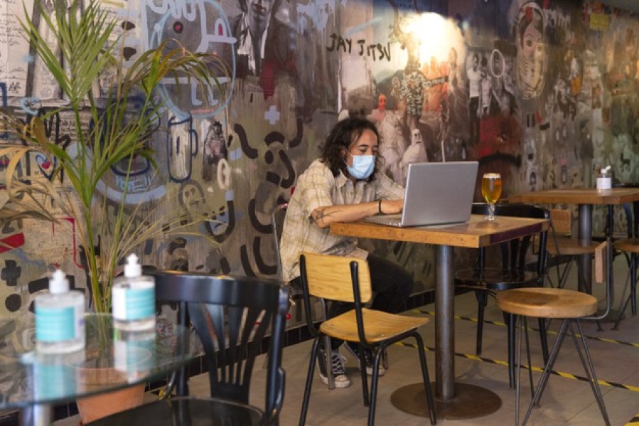 Tres platenses crearon BeNomad, la app para poder trabajar desde cualquier lugar