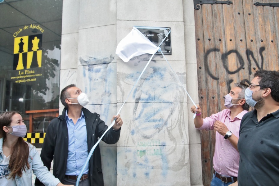 A 44 años de su desaparición, brindaron un homenaje a Rodolfo Walsh en el Club de Ajedrez de La Plata