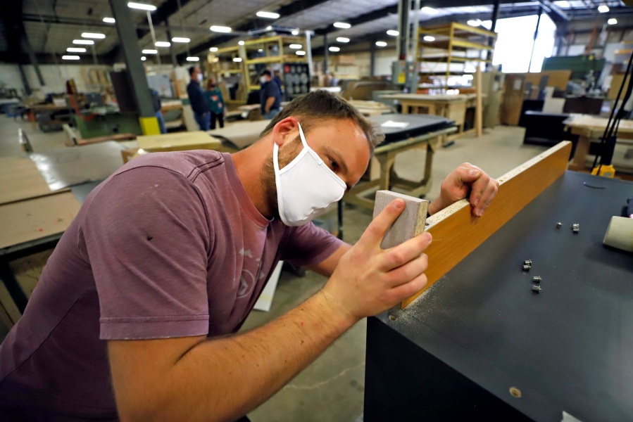 Reunión clave del gabinete económico: debatirán el congelamiento de los alquileres, y esquemas parecidos al IFE y al ATP