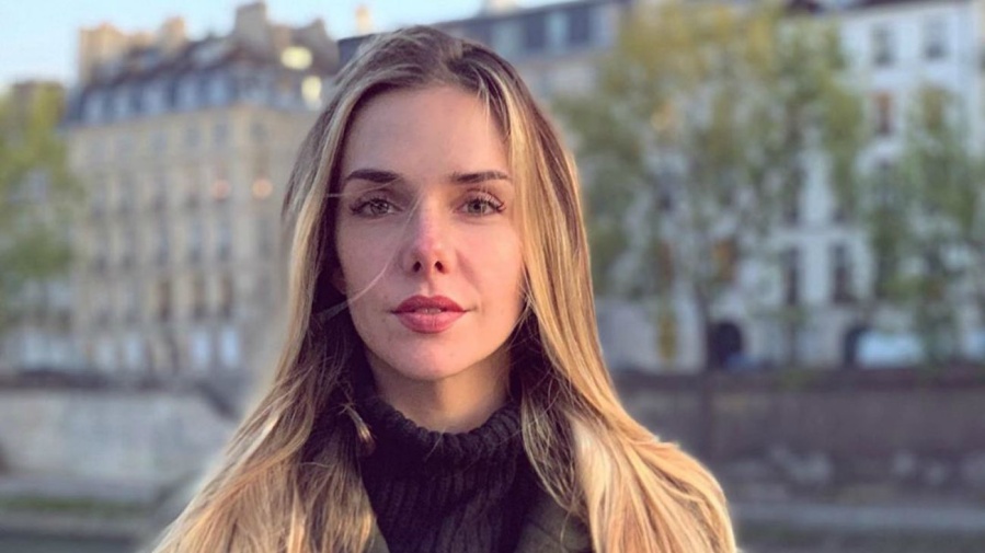 Julieta Nair Calvo deslumbró en bikini en un viñedo