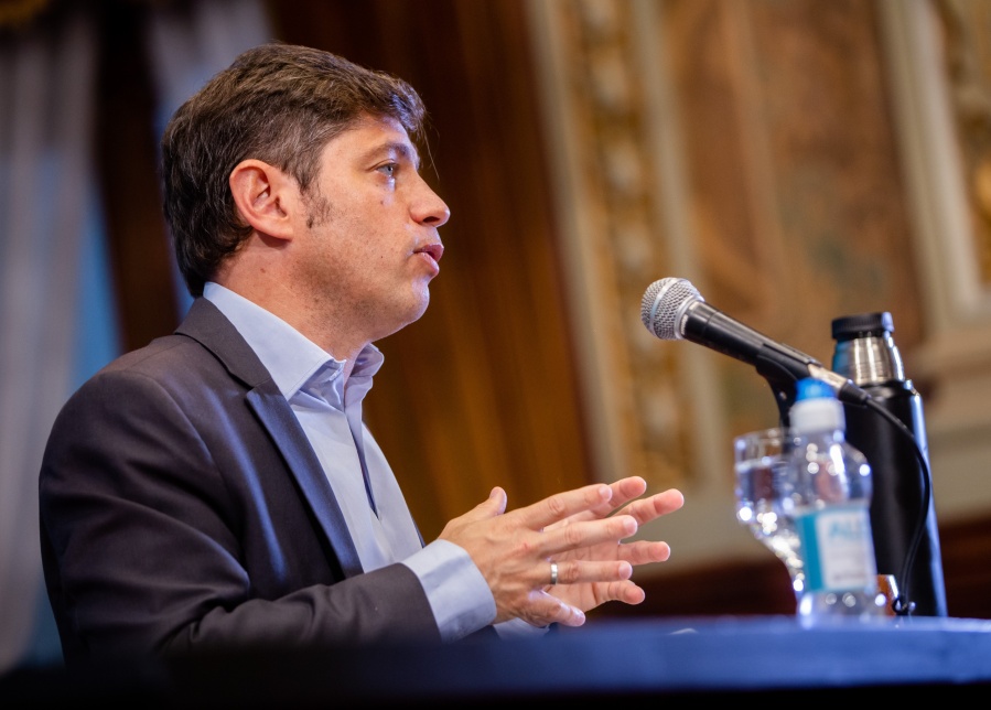Kicillof recategorizó a los trabajadores estatales de acuerdo a sus años de antigüedad