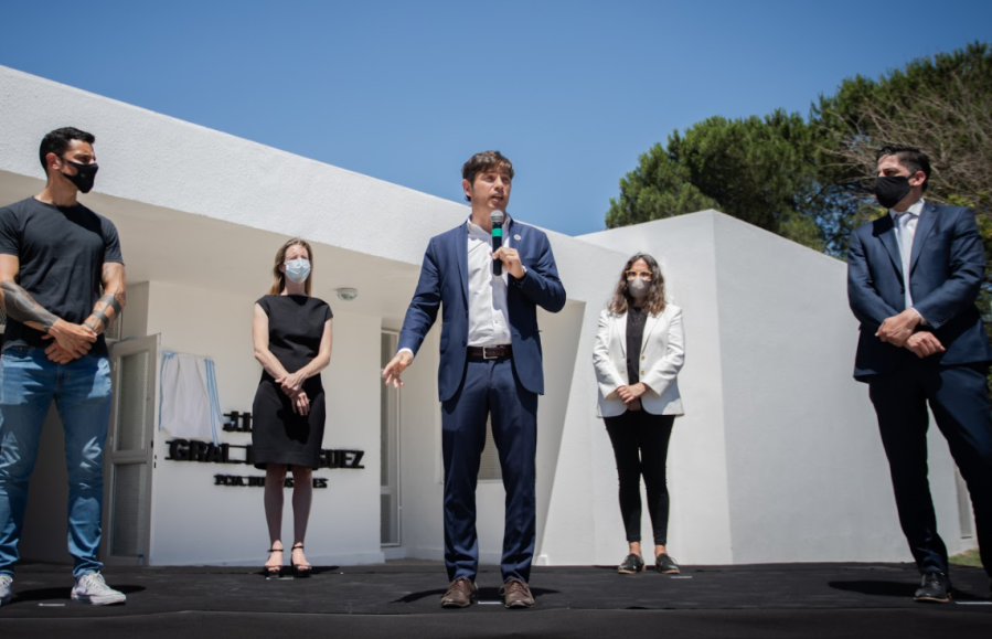 Kicillof: ”Hemos asumido la responsabilidad de retomar las obras que fueron paralizadas durante años en toda la Provincia”