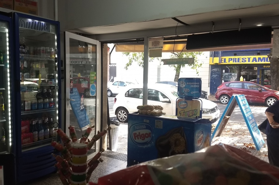 Denunciarían a la dueña de un kiosco de La Plata por despido injusto, insultos y malos tratos: “Me echó de la nada”