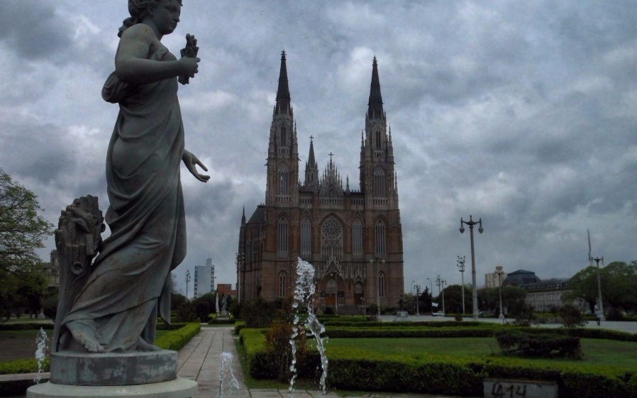 Continúa el alerta amarillo en La Plata por fuertes ráfagas de viento: las recomendaciones