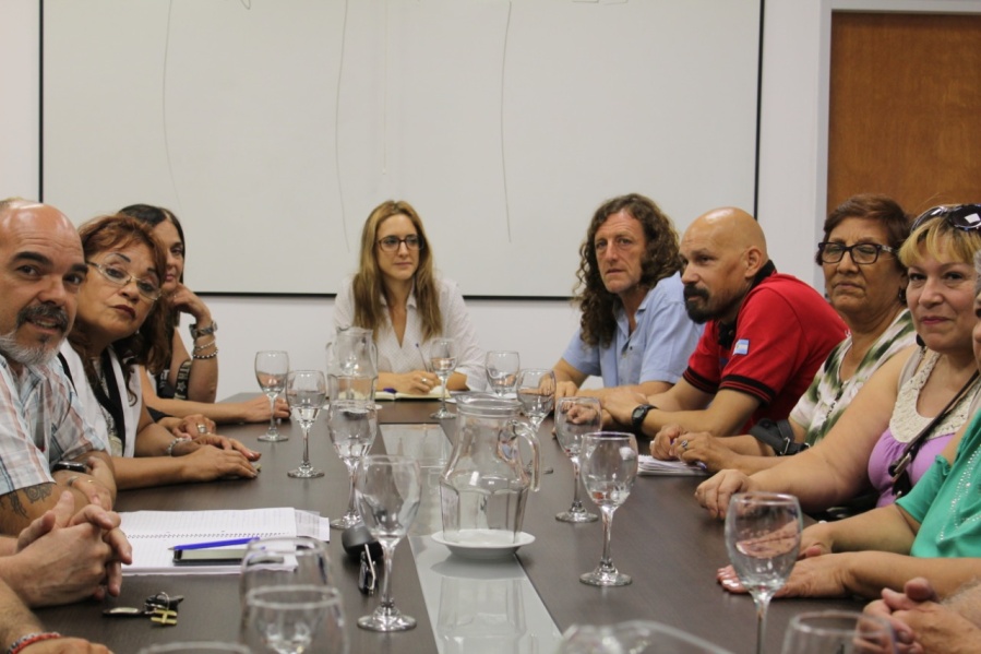 Los estatales se reúnen con la Provincia para cerrar la paritaria del 2020 y no perder contra la inflación