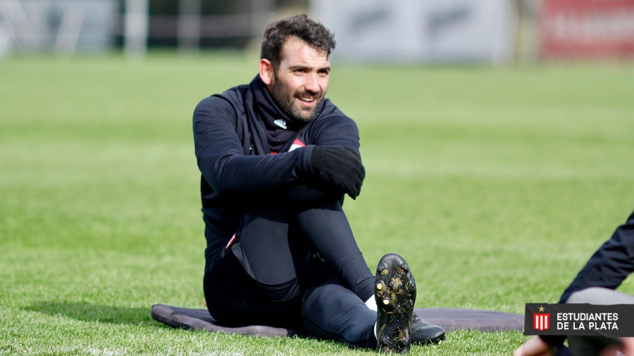 Cauteruccio se va de Estudiantes