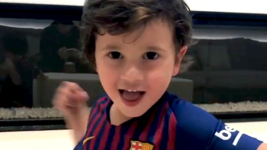 Una vez más, Mateo Messi se convirtió en el principal protagonista de una foto familiar